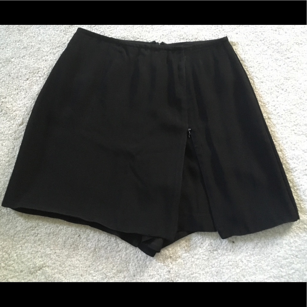 Cachê Black Skort